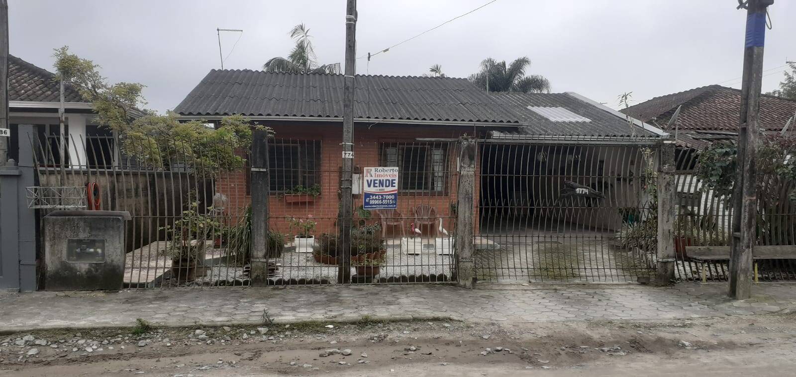 #603 - Casa para Venda em Itapoá - SC