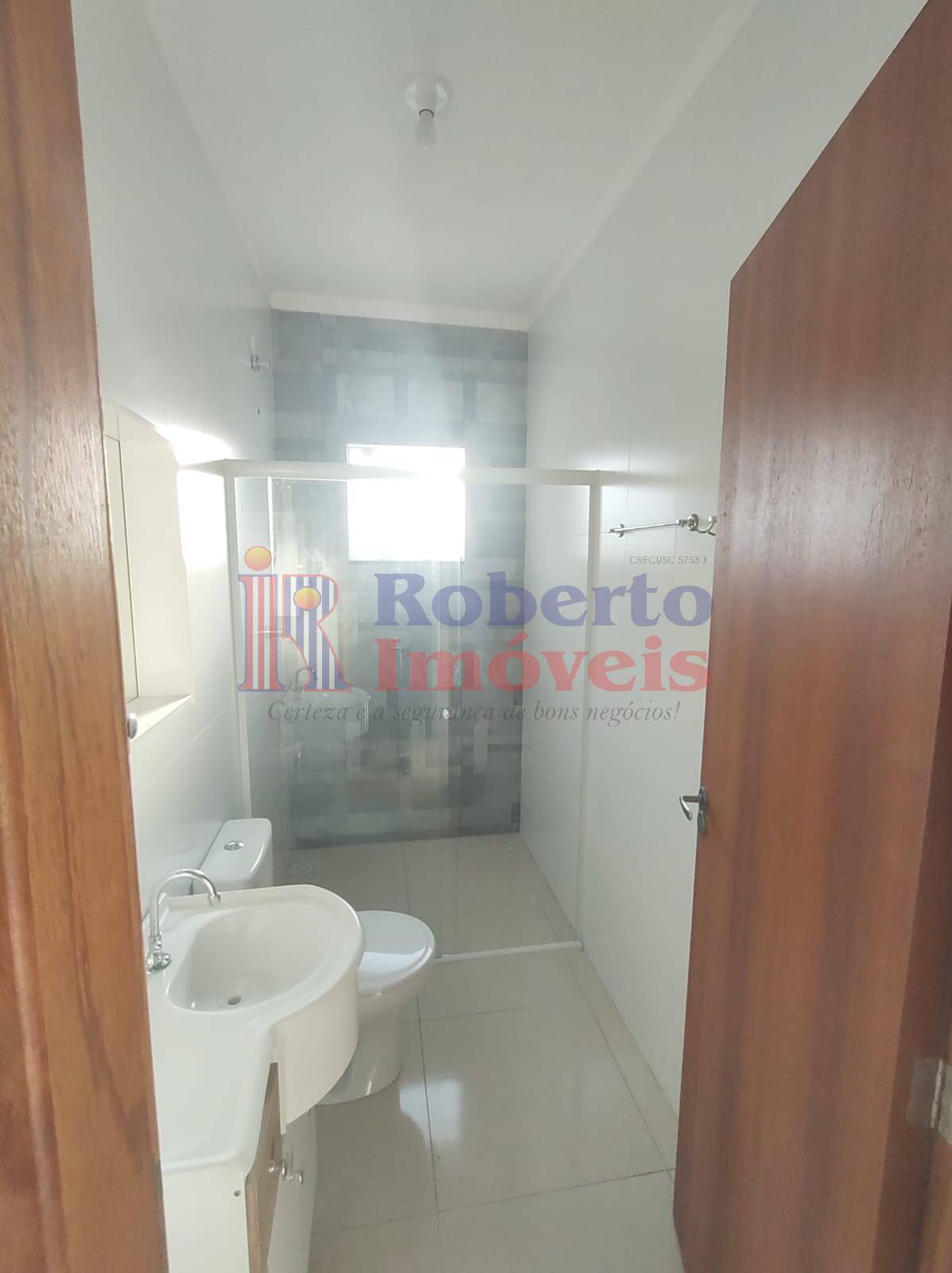 Casa à venda com 2 quartos, 81m² - Foto 5