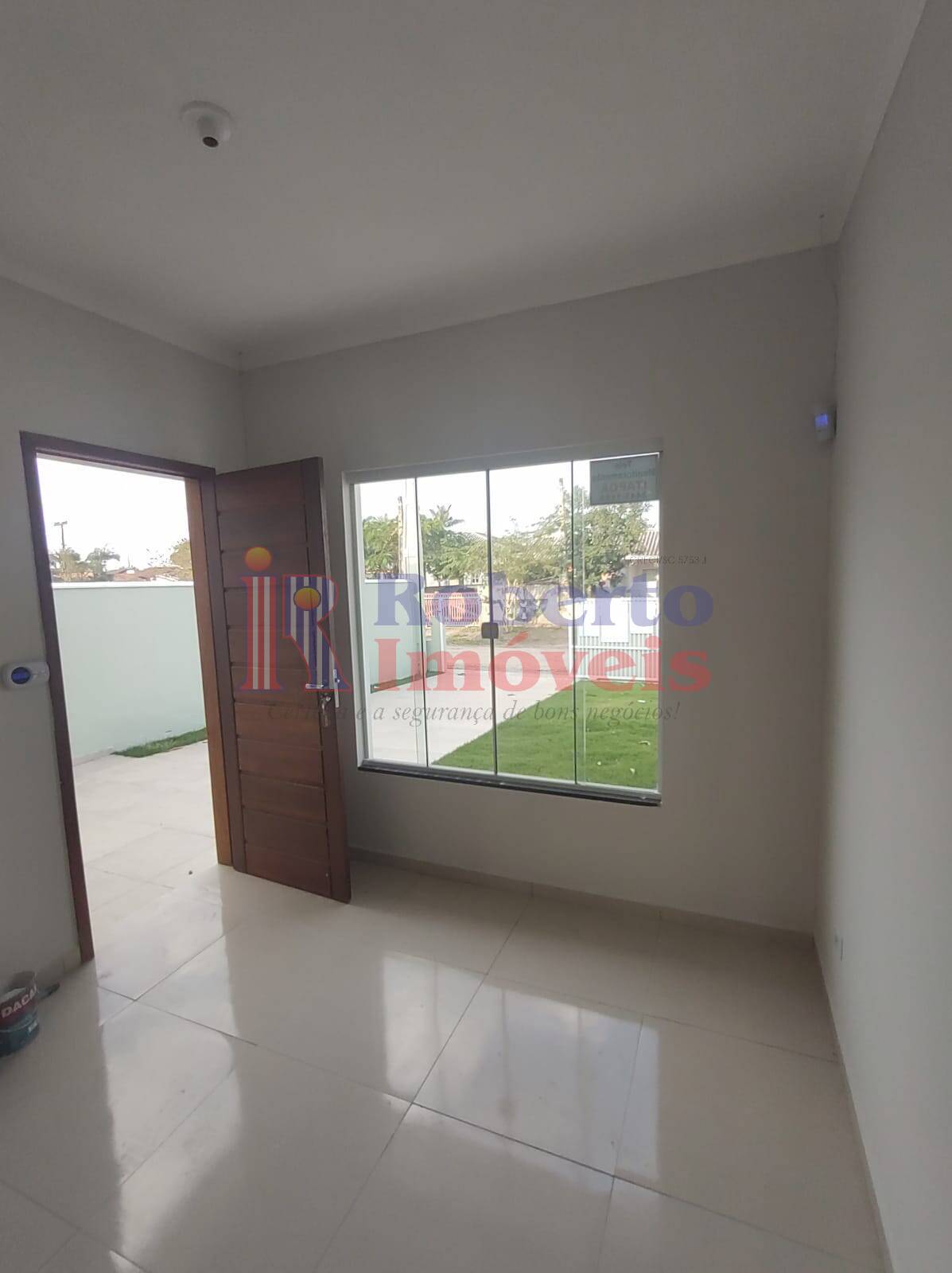 Casa à venda com 2 quartos, 81m² - Foto 11