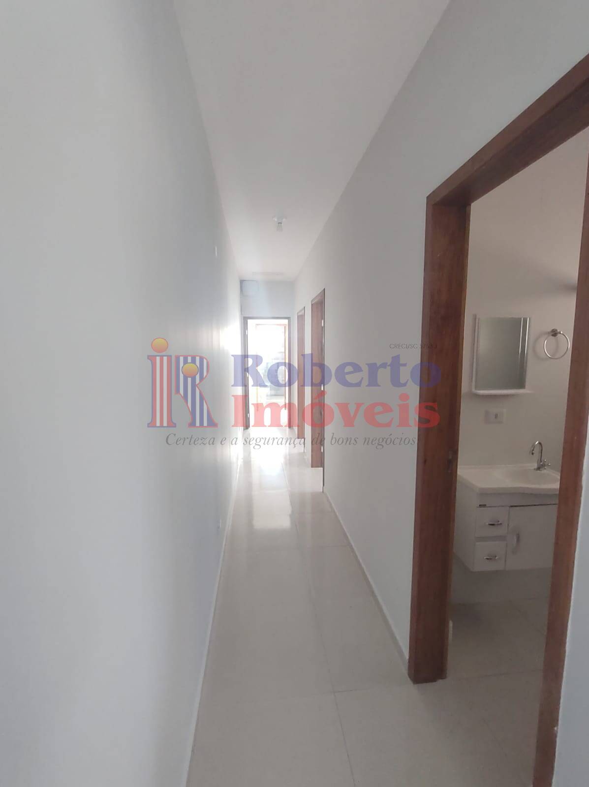 Casa à venda com 2 quartos, 81m² - Foto 10