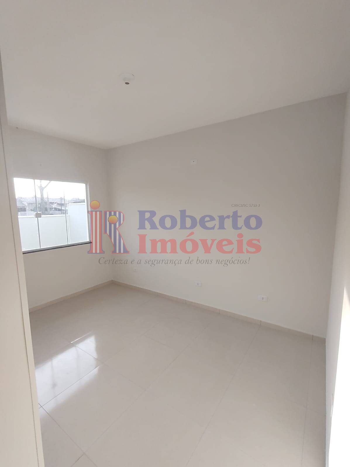 Casa à venda com 2 quartos, 81m² - Foto 15