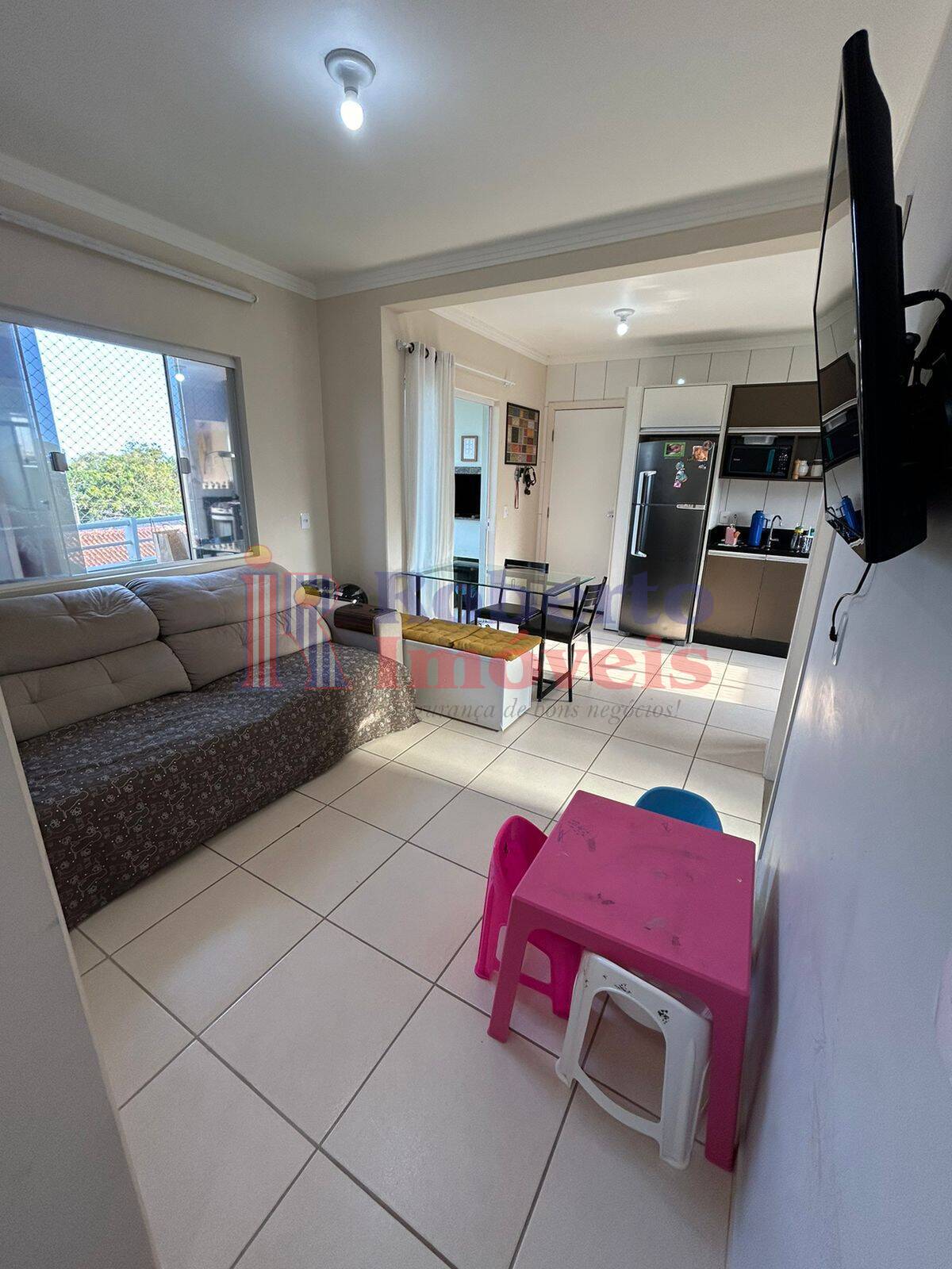 Apartamento à venda com 2 quartos, 61m² - Foto 18