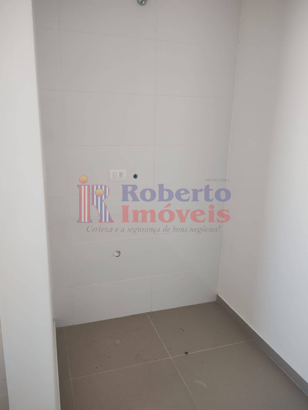 Apartamento à venda com 3 quartos, 180m² - Foto 13