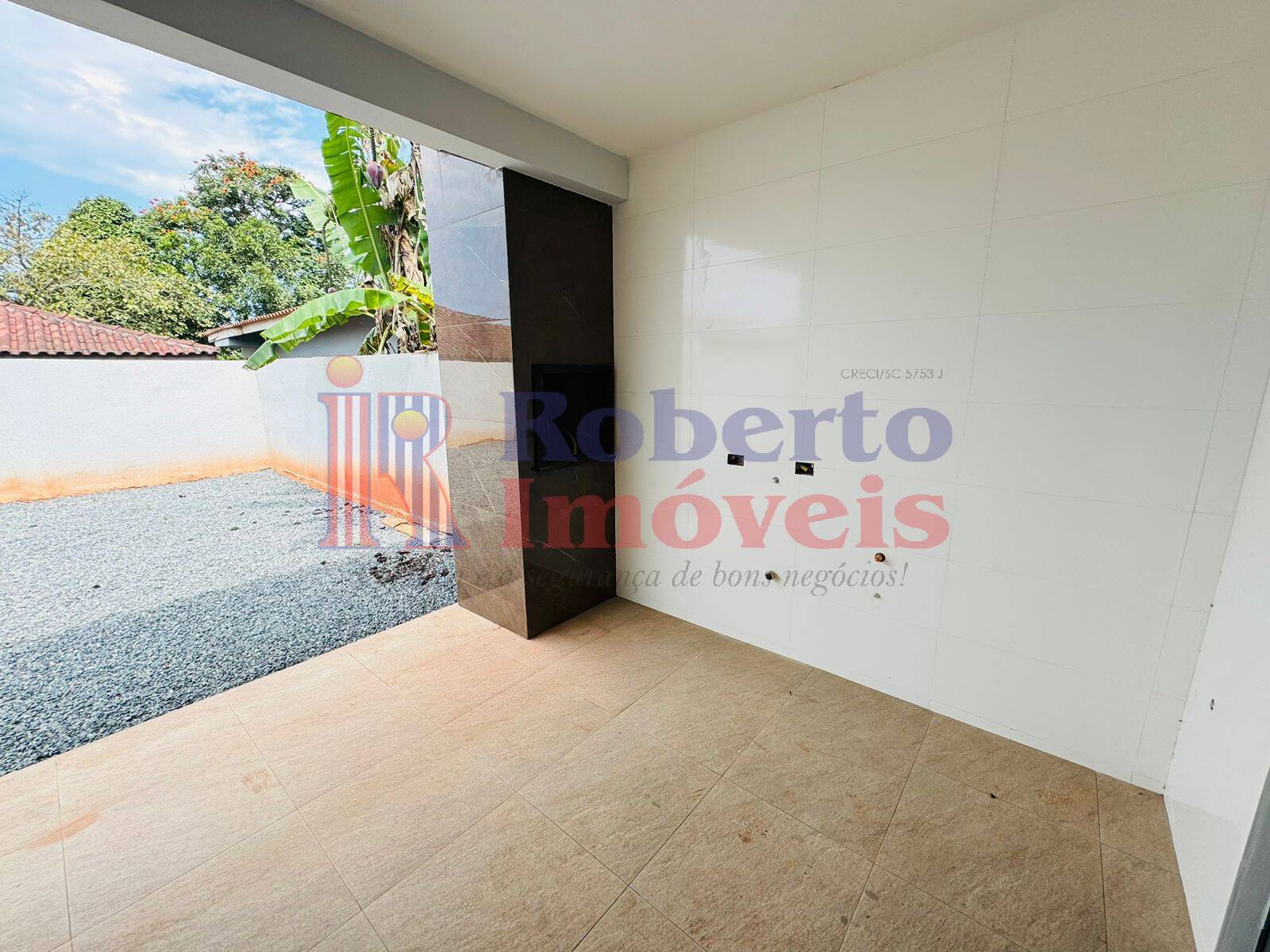 Casa à venda com 3 quartos, 87m² - Foto 8