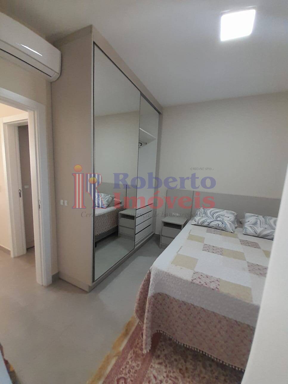 Apartamento à venda com 2 quartos, 486m² - Foto 2