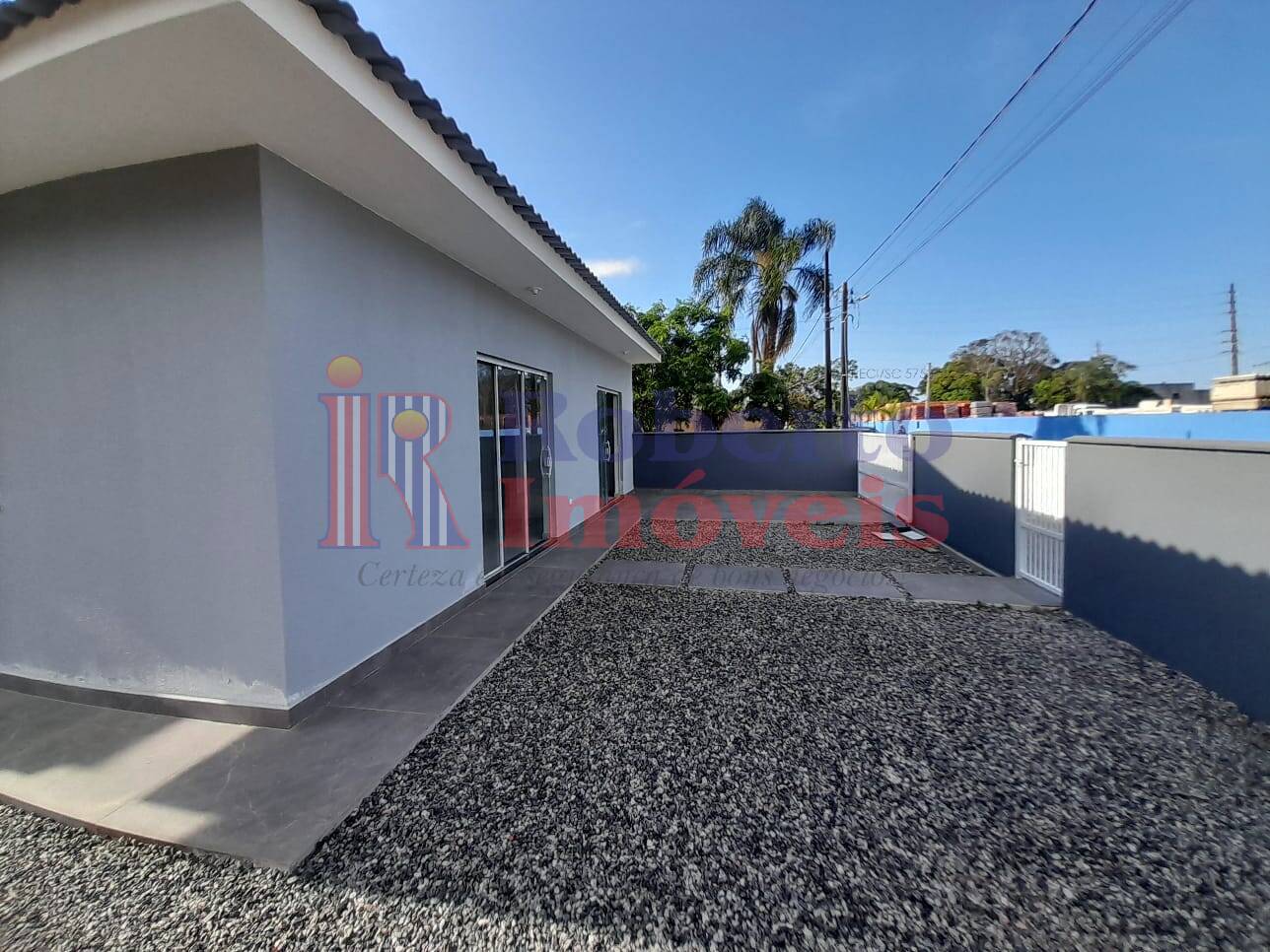 Casa à venda com 3 quartos, 87m² - Foto 4