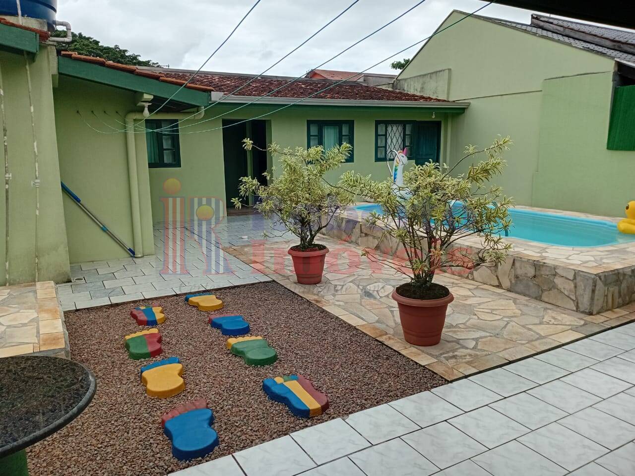 Casa à venda com 6 quartos, 156m² - Foto 13