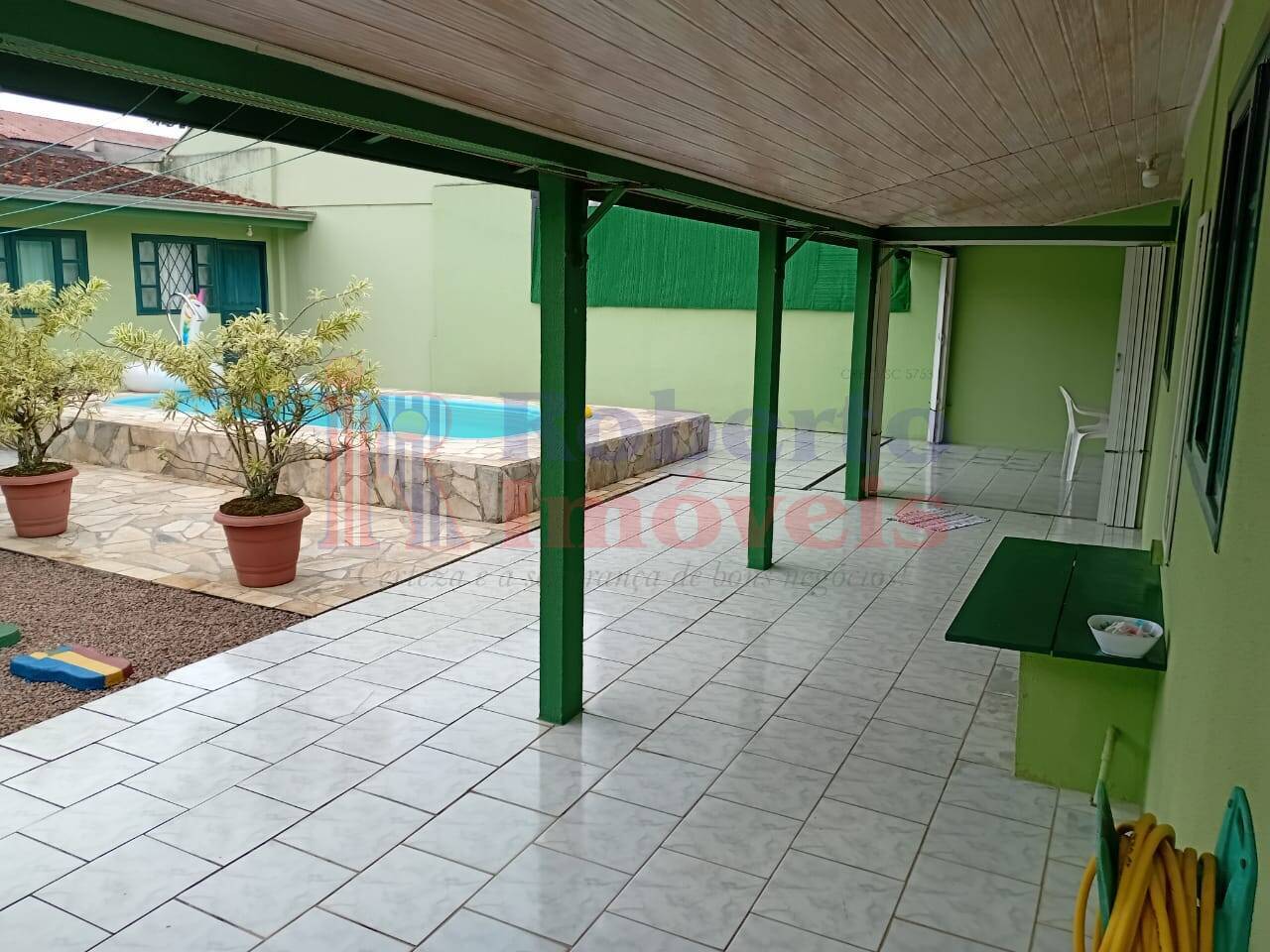 Casa à venda com 6 quartos, 156m² - Foto 12